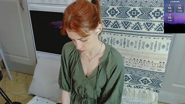 Amina Barbarian online show from 10/22/25, 05:13