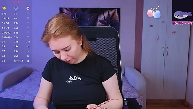 D0nna  online show from 09/17/25, 06:37