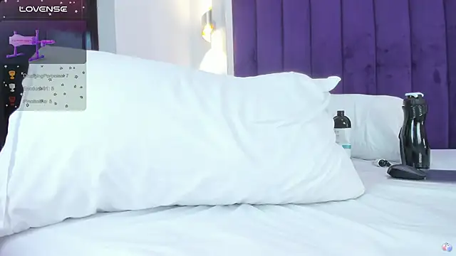 LindsyCater online show from 01/18/25, 03:16