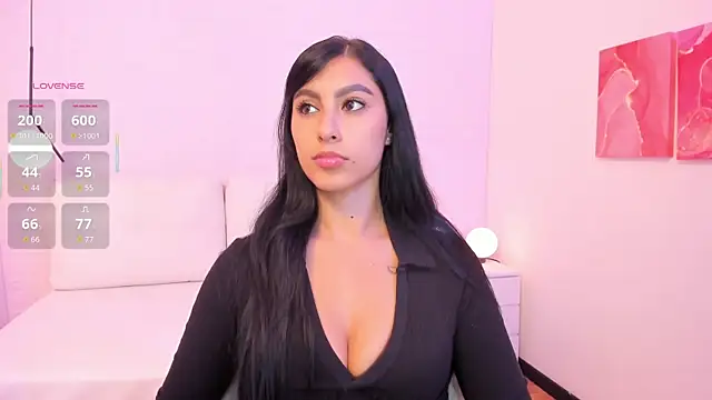 Snapshot of Emily_roux chatting on 09/10/25, 01:38 Emily roux online show from 09/10/25, 01:38