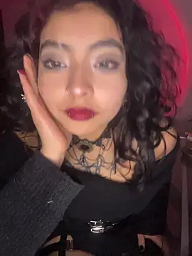 Snapshot of _Gothiccbitch_ chatting on 04/21/26, 05:58 Gothiccbitch online show from 04/21/26, 05:58