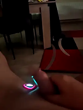 Szeltolo001 online show from 02/06/26, 03:22