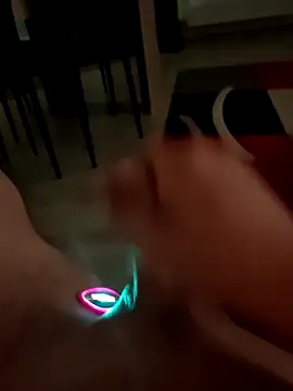 Szeltolo001 online show from 03/25/26, 02:50