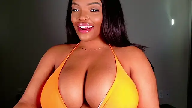 Snapshot of maybabi chatting on 02/18/25, 02:49 maybabi online show from 02/18/25, 02:49