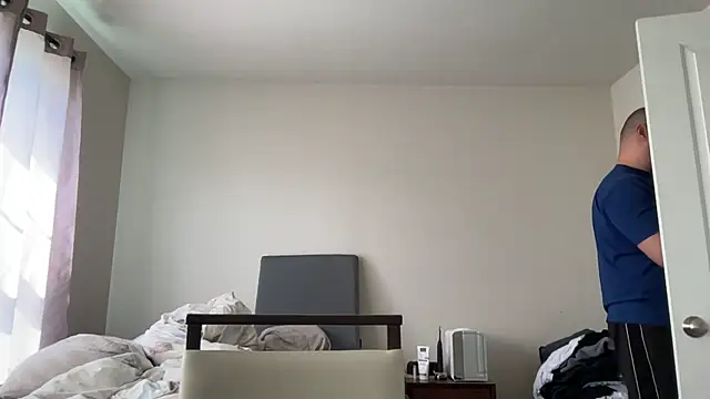 SluggishChase99 online show from 04/15/26, 03:30