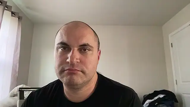 SluggishChase99 online show from 04/18/26, 11:05