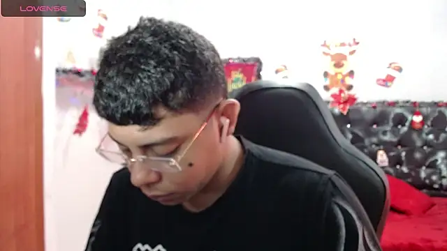 Wiiliam 20 online show from 12/24/24, 01:28