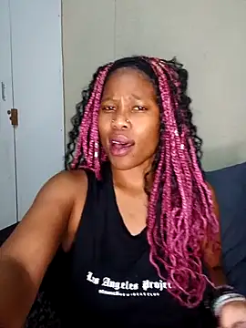 PerfectionBerrie online show from 12/15/25, 05:28