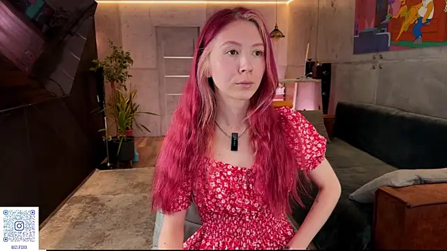 Snapshot of izi-fox chatting on 06/23/26, 01:42 izi-fox online show from 06/23/26, 01:42
