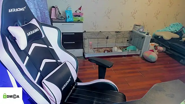 Crazy forest fairy online show from 02/08/26, 04:49