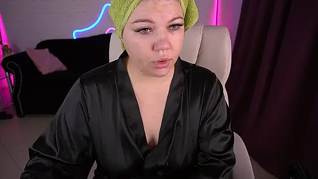 GabbieJay online show from 11/24/25, 11:54