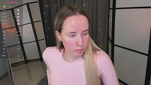 Cassie Kelman online show from 03/22/25, 03:20