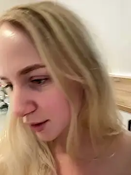 Snapshot of -BalanCe- chatting on 01/07/25, 10:22 -BalanCe- online show from 01/07/25, 10:22