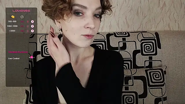 TinaWince online show from 10/19/25, 04:46