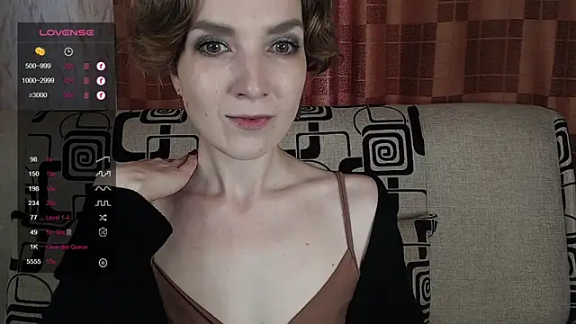 TinaWince online show from 06/05/26, 05:03