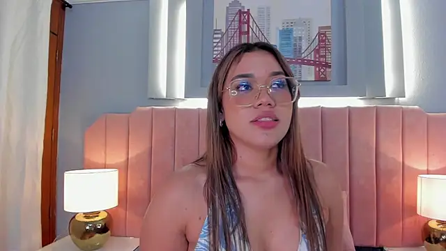 Snapshot of mara_brooks chatting on 12/21/24, 09:36 mara brooks online show from 12/21/24, 09:36