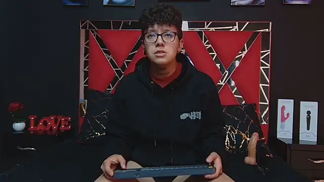 alex noa online show from 03/07/25, 01:53