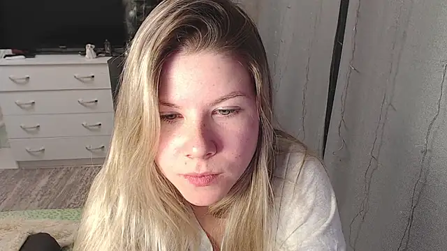 Snapshot of MelissaXKinky chatting on 01/24/25, 05:00 MelissaXKinky online show from 01/24/25, 05:00