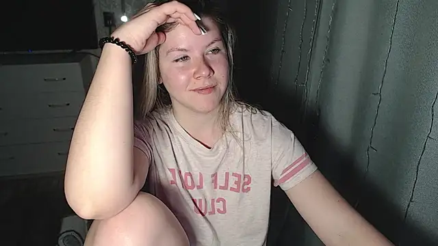 Snapshot of MelissaXKinky chatting on 02/01/25, 05:37 MelissaXKinky online show from 02/01/25, 05:37