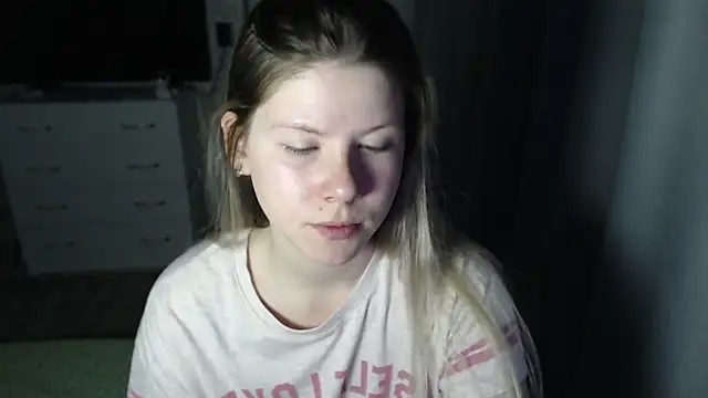 Snapshot of MelissaXKinky chatting on 02/21/25, 07:21 MelissaXKinky online show from 02/21/25, 07:21