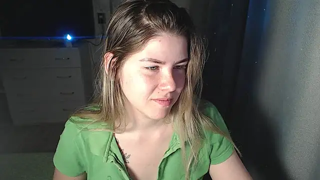 Snapshot of MelissaXKinky chatting on 03/12/25, 05:28 MelissaXKinky online show from 03/12/25, 05:28