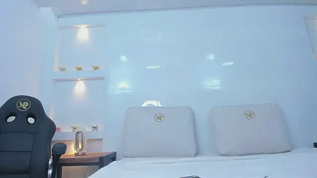 Dalia-Prada online show from 04/18/26, 04:49