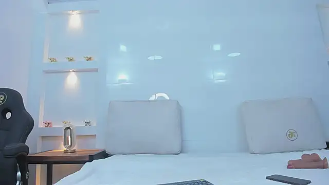 Dalia-Prada online show from 04/20/26, 03:42