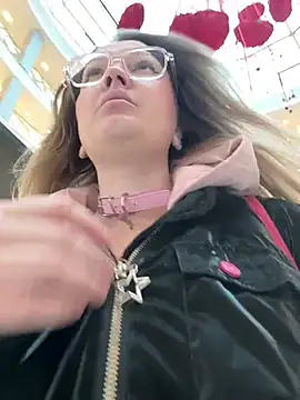 Teya moon  online show from 03/19/26, 01:15