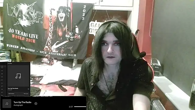 Snapshot of Rocker_Assassin66630 chatting on 04/20/26, 10:33 Rocker Assassin66630 online show from 04/20/26, 10:33