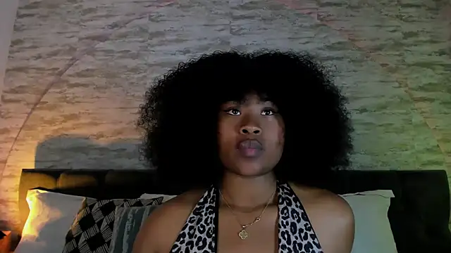 Anneth  M online show from 10/07/25, 07:33