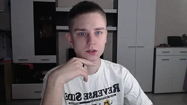 angryzan online show from 01/20/25, 04:32