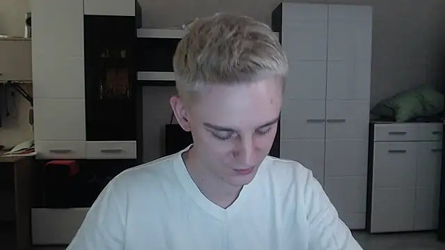 angryzan online show from 02/21/25, 07:34