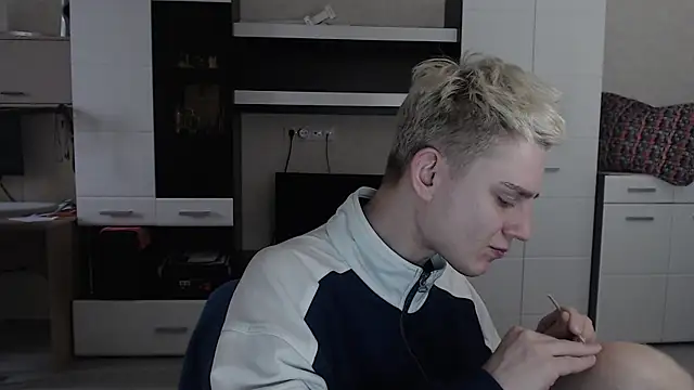 angryzan online show from 03/12/25, 06:29