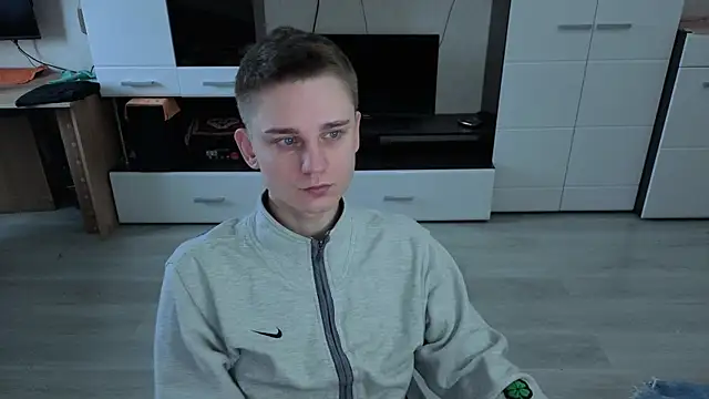 angryzan online show from 11/10/25, 07:18