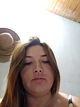 Snapshot of Sofia_Queen17 chatting on 01/04/25, 10:49 Sofia Queen17 online show from 01/04/25, 10:49