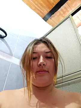 Snapshot of Sofia_Queen17 chatting on 02/09/25, 04:29 Sofia Queen17 online show from 02/09/25, 04:29