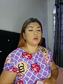 Snapshot of Sofia_Queen17 chatting on 03/14/25, 11:12 Sofia Queen17 online show from 03/14/25, 11:12