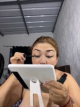 Snapshot of Sofia_Queen17 chatting on 09/26/25, 10:41 Sofia Queen17 online show from 09/26/25, 10:41