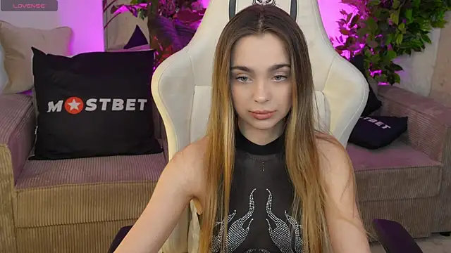 Lana Pulse online show from 12/22/24, 07:42