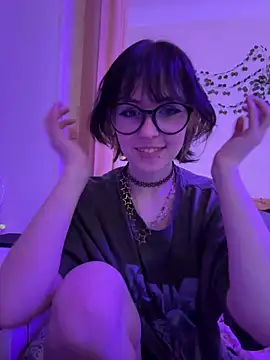 lily noris online show from 12/01/25, 04:12