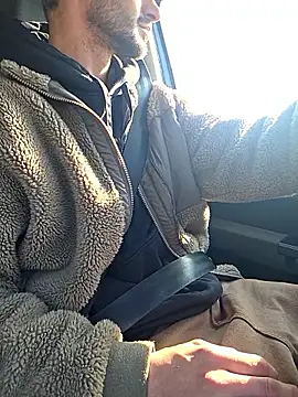 Zeefy online show from 03/18/26, 08:06