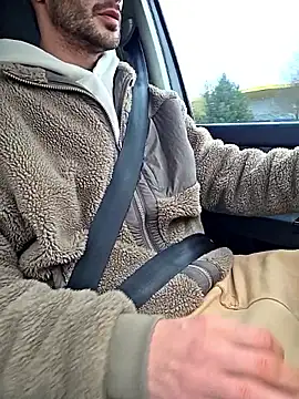 Zeefy online show from 03/31/26, 09:32