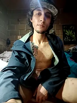 Pitudo20cmm online show from 09/09/25, 07:52