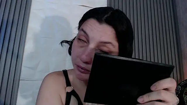 sophy rock online show from 10/25/25, 04:35