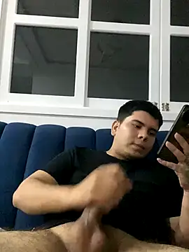 juanalge26 online show from 09/14/25, 04:11