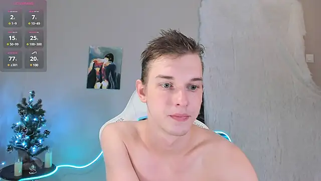 Snapshot of 4ever_dude chatting on 12/22/24, 03:44 4ever dude online show from 12/22/24, 03:44