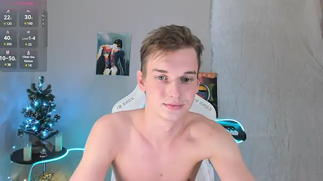 Snapshot of 4ever_dude chatting on 01/04/25, 09:43 4ever dude online show from 01/04/25, 09:43