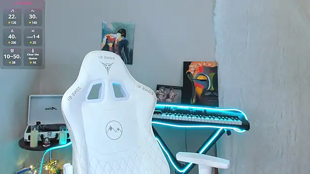 Snapshot of 4ever_dude chatting on 02/02/25, 03:43 4ever dude online show from 02/02/25, 03:43