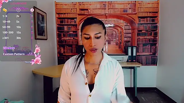 khiara moretti online show from 03/13/25, 10:43