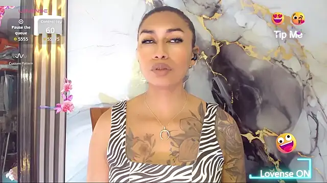 khiara moretti online show from 01/05/26, 07:17